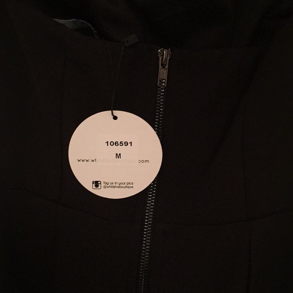 White Fox Boutique Off The Shoulder Black Dress - Picture 4 of 6